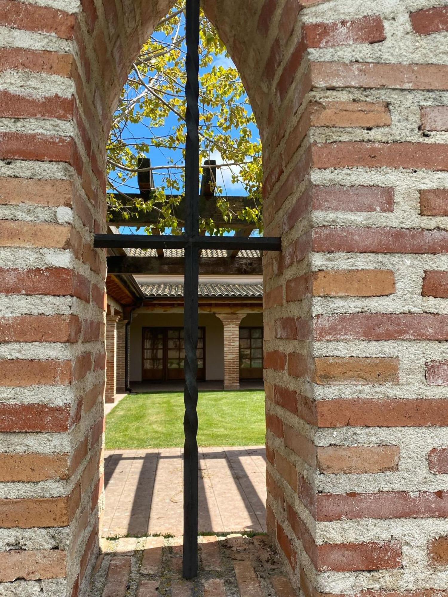 Casas Olmo Y Fresno Jardin Y Piscina A 17 Kilometros De Salamanca Exteriör bild