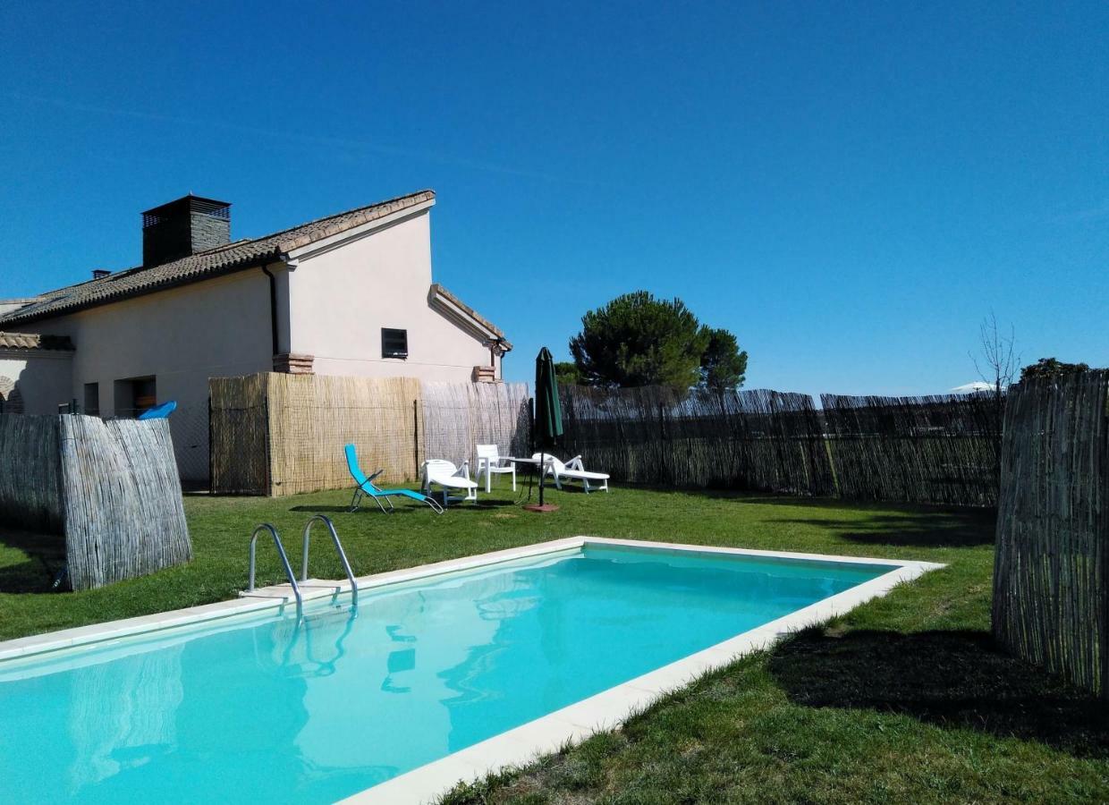 Casas Olmo Y Fresno Jardin Y Piscina A 17 Kilometros De Salamanca Exteriör bild